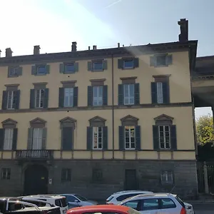 charme-rooms-palazzo-stampa.it-lombardy.com/